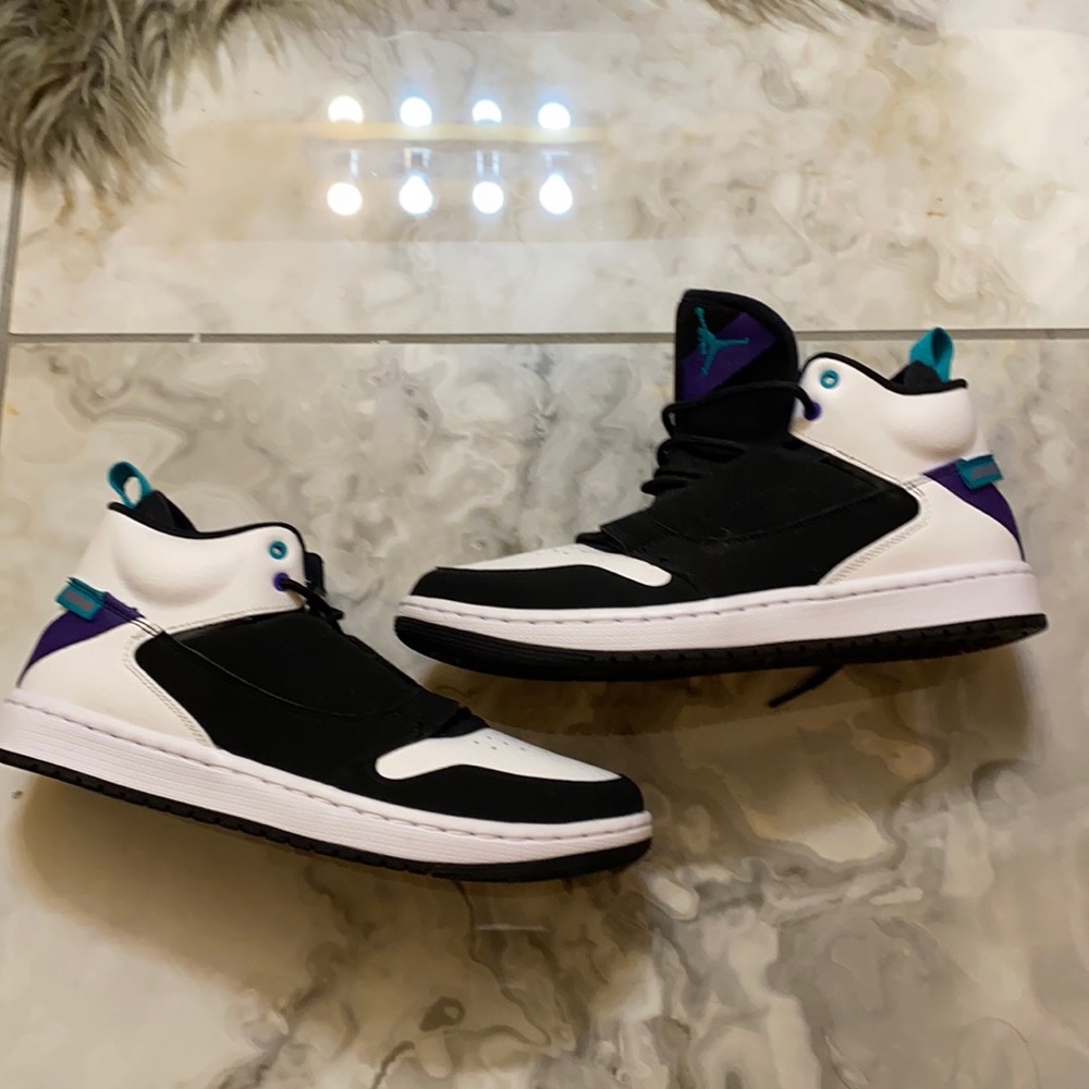Jordan Casual Sneakers